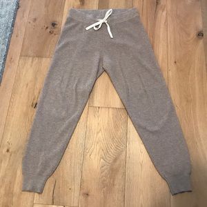 Monrow Wool and Cashmere joggers